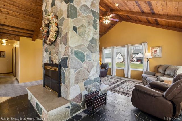 75095 Mackey Road, Richmond, MI 48062
