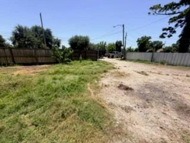 4713 Earline Street, Houston, TX 77016