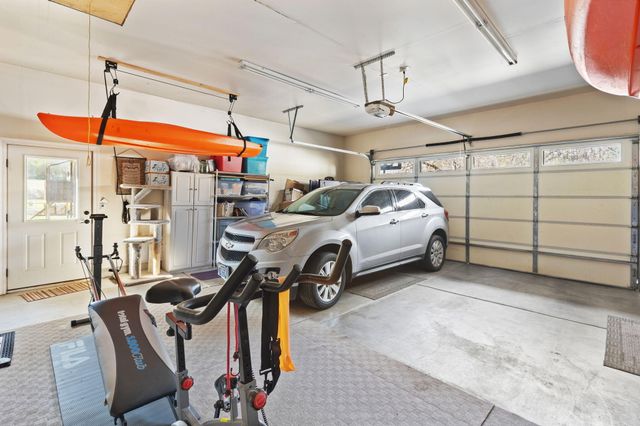 9547 Old Stage Road, Central Point, OR 97502