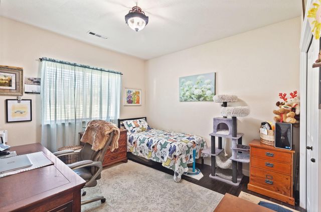 9547 Old Stage Road, Central Point, OR 97502