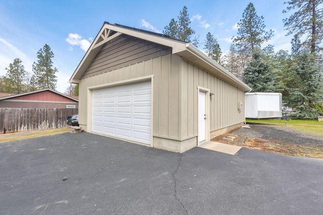 9547 Old Stage Road, Central Point, OR 97502