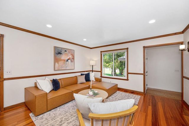 5100 Oak Point Way, Fair Oaks, CA 95628