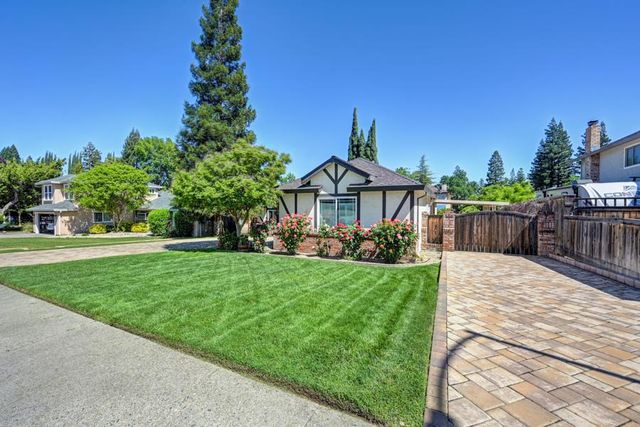 5100 Oak Point Way, Fair Oaks, CA 95628