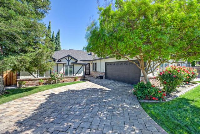 5100 Oak Point Way, Fair Oaks, CA 95628