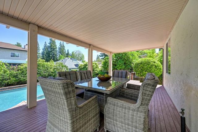 5100 Oak Point Way, Fair Oaks, CA 95628