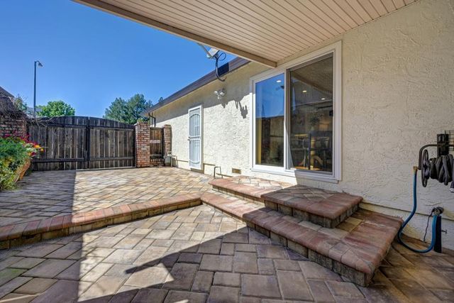 5100 Oak Point Way, Fair Oaks, CA 95628