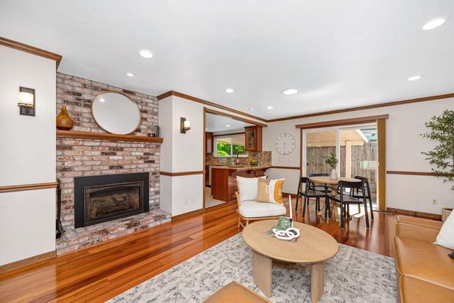 5100 Oak Point Way, Fair Oaks, CA 95628