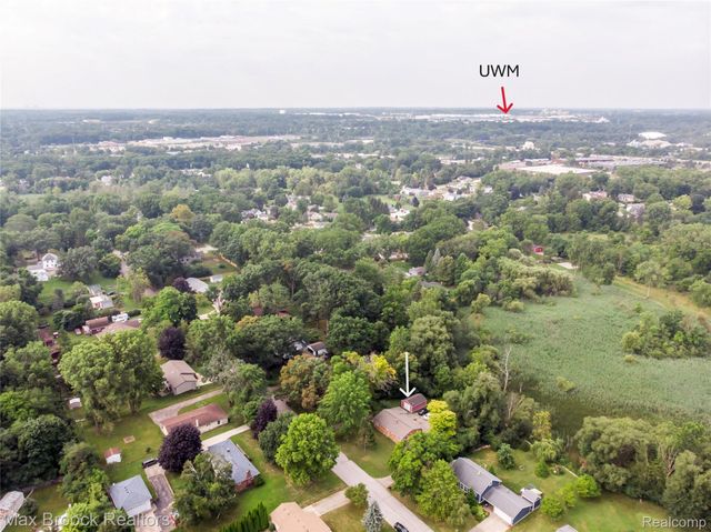 465 Robert Court, Auburn Hills, MI 48326