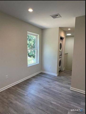 37 Woodland Street 1, New Haven, CT 06511