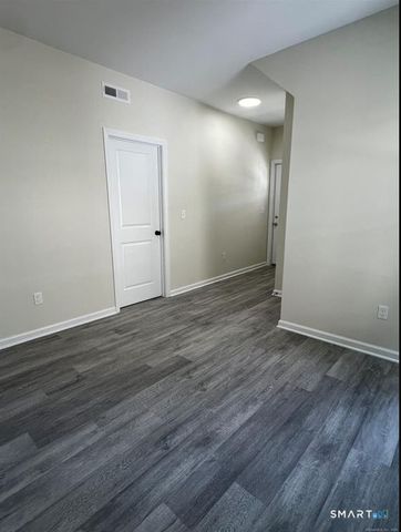 37 Woodland Street 1, New Haven, CT 06511