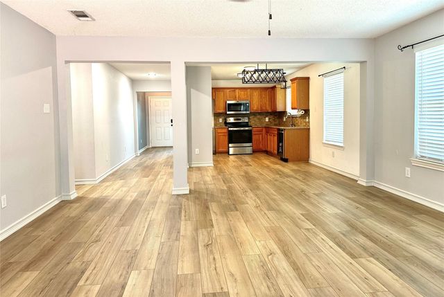 1509 Creekside Avenue, Sherman, TX 75092