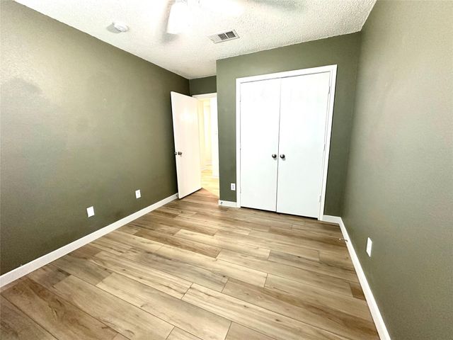 1509 Creekside Avenue, Sherman, TX 75092