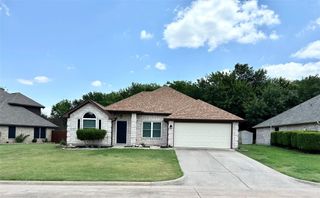 1509 Creekside Avenue, Sherman, TX 75092