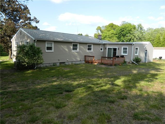 68 Zinnia Drive, Cranston, RI 02920