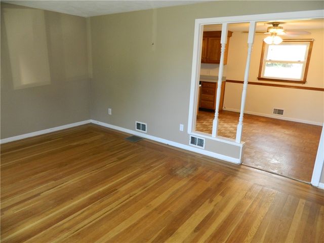 68 Zinnia Drive, Cranston, RI 02920