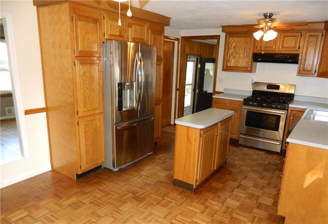68 Zinnia Drive, Cranston, RI 02920