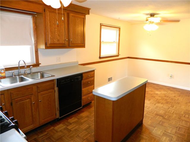 68 Zinnia Drive, Cranston, RI 02920