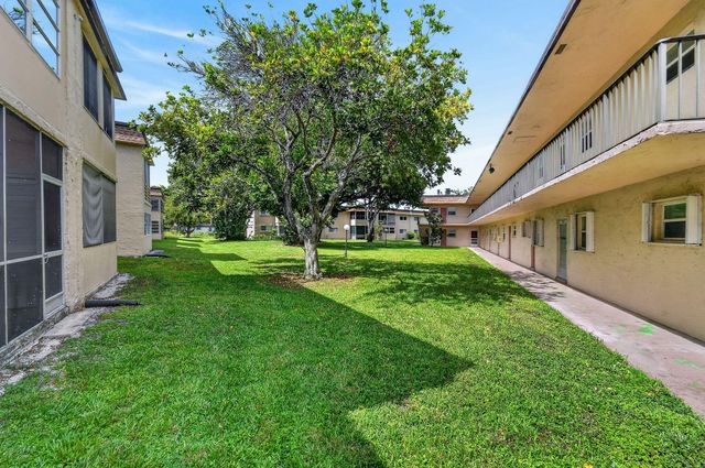 770 Lori Drive 253, Palm Springs, FL 33461