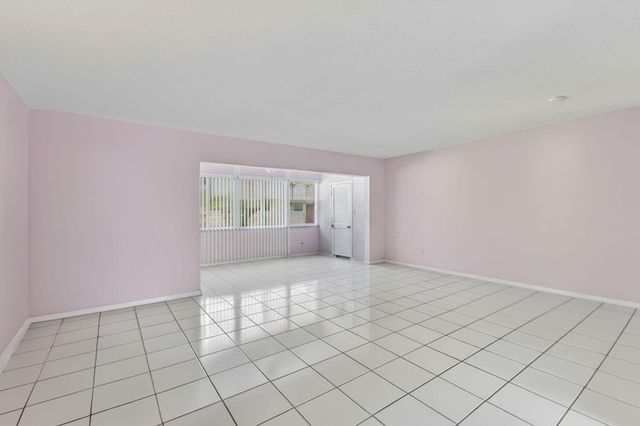 770 Lori Drive 253, Palm Springs, FL 33461