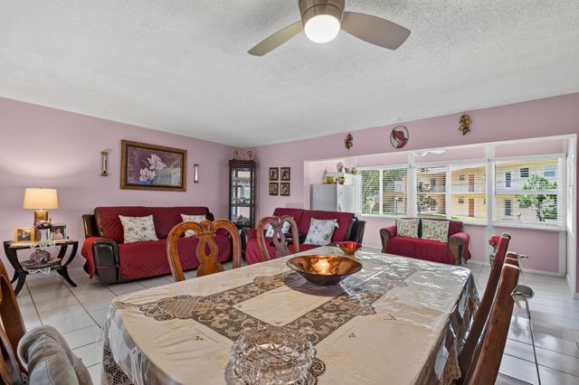 770 Lori Drive 253, Palm Springs, FL 33461