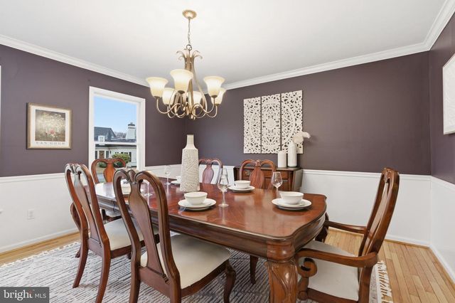 305 COUNTRYVIEW DR, Bryn Mawr, PA 19010