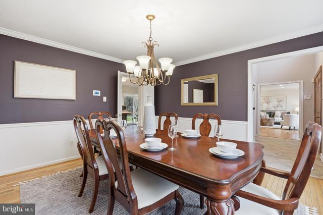 305 COUNTRYVIEW DR, Bryn Mawr, PA 19010