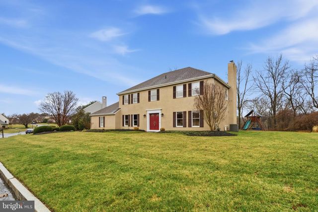 305 COUNTRYVIEW DR, Bryn Mawr, PA 19010