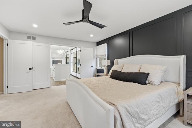 305 COUNTRYVIEW DR, Bryn Mawr, PA 19010