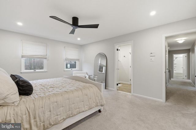 305 COUNTRYVIEW DR, Bryn Mawr, PA 19010