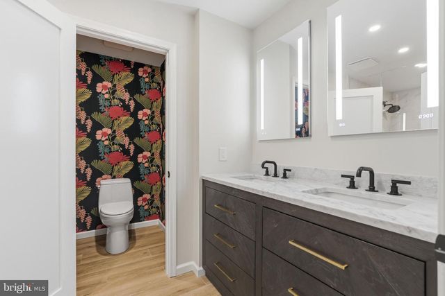 305 COUNTRYVIEW DR, Bryn Mawr, PA 19010