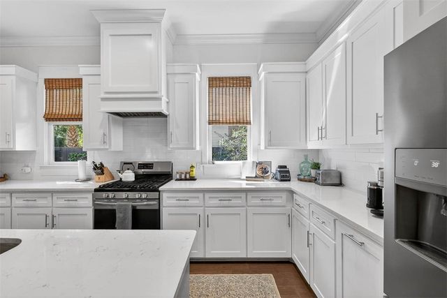 1925 Frederica Road, St Simons Island, GA 31522