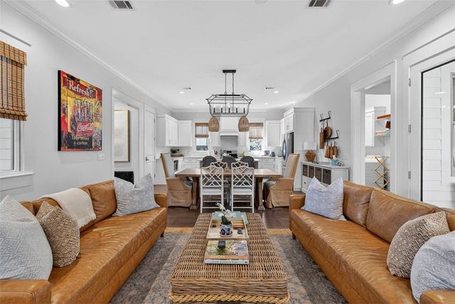 1925 Frederica Road, St Simons Island, GA 31522