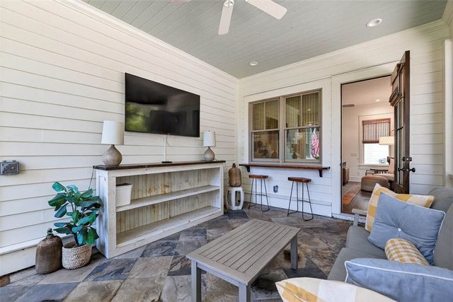 1925 Frederica Road, St Simons Island, GA 31522