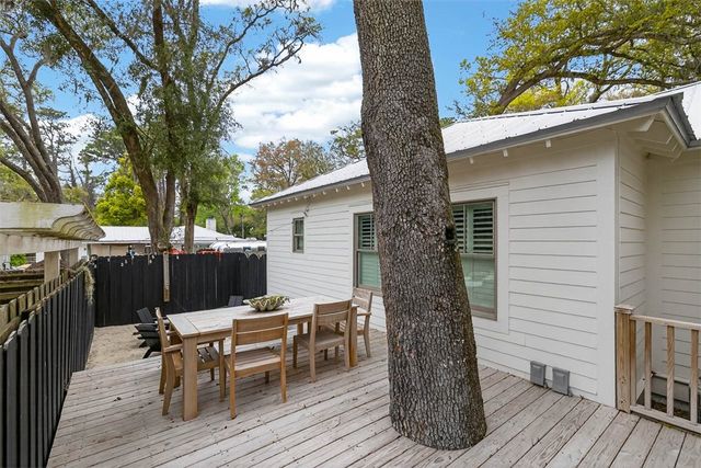 1925 Frederica Road, St Simons Island, GA 31522