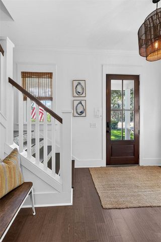 1925 Frederica Road, St Simons Island, GA 31522