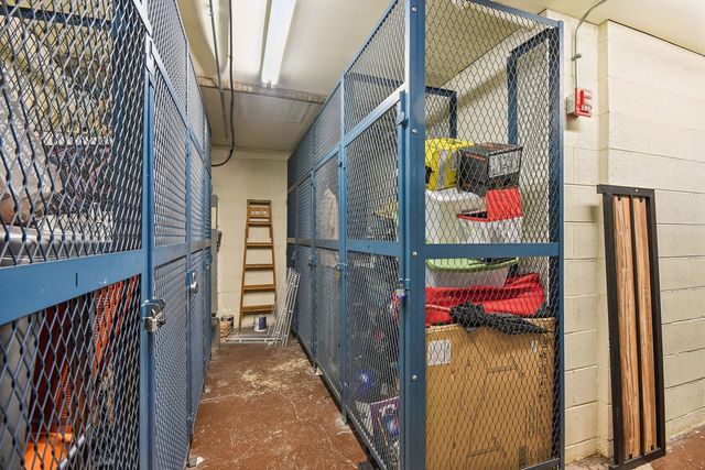 414 Clinton Place 502, River Forest, IL 60305