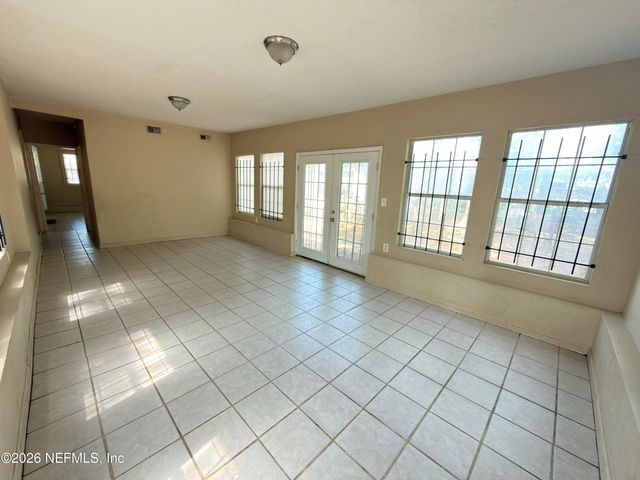 2820 AUBREY Avenue, Jacksonville, FL 32208