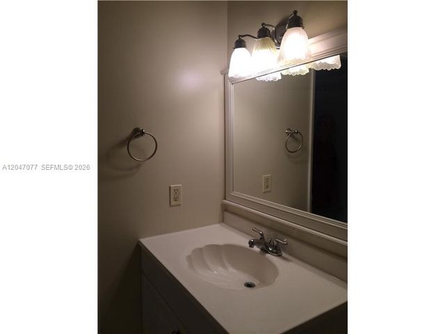 8977 SW 123rd Court 202, Miami, FL 33186