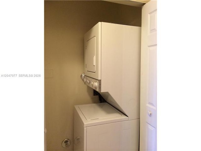 8977 SW 123rd Court 202, Miami, FL 33186