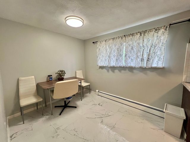 6 Woodcrest Ct 6, Weymouth, MA 02190