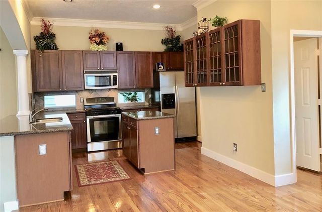 918 W 26th Street, Houston, TX 77008