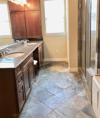 918 W 26th Street, Houston, TX 77008