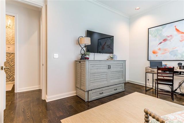 5453 Aberdeen Road, Fairway, KS 66205