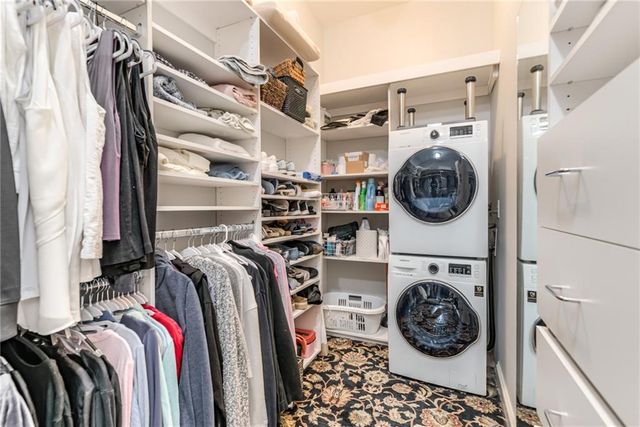 5453 Aberdeen Road, Fairway, KS 66205