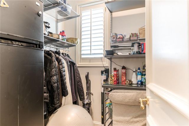 5453 Aberdeen Road, Fairway, KS 66205