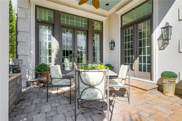 5453 Aberdeen Road, Fairway, KS 66205