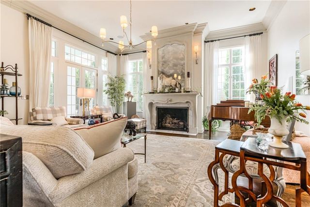 5453 Aberdeen Road, Fairway, KS 66205