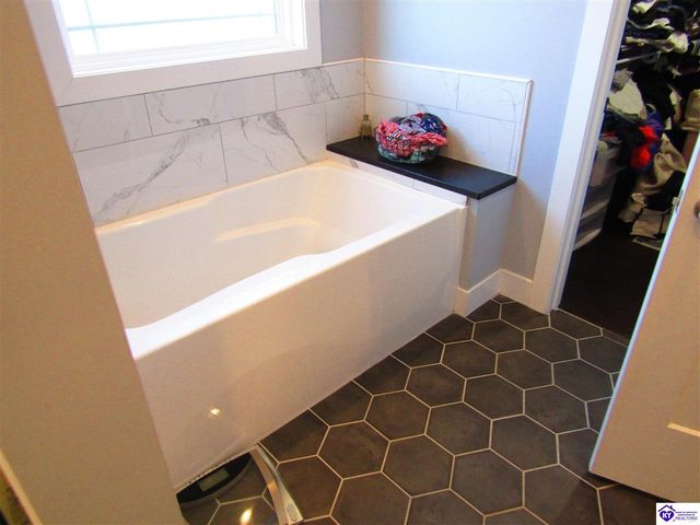 154 Sea Hero Drive, Elizabethtown, KY 42701