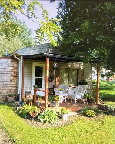 4527 Rock Cut Road, Norton, OH 44203