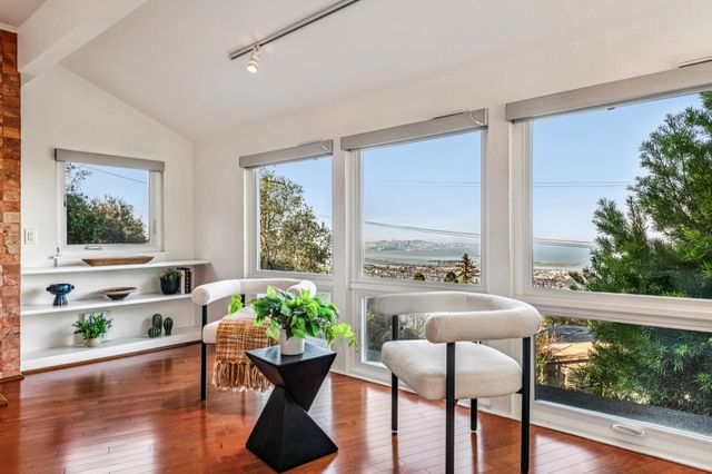 935 Grizzly Peak BLVD, Berkeley, CA 94708